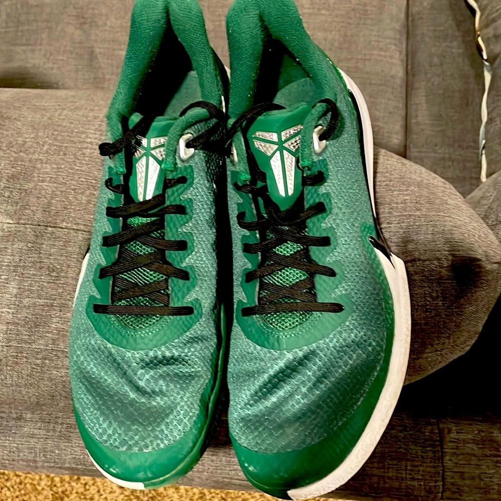 Nike Kobe Mamba Focus basketball shoe. Forrest Green, look at all pictures